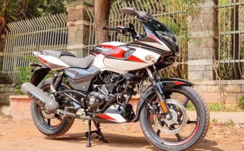 2021 Bajaj Pulsar 220F