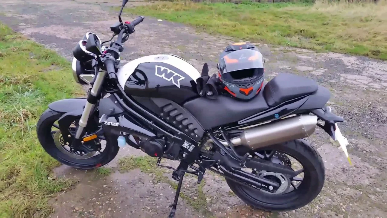 2017 WK ZS 125