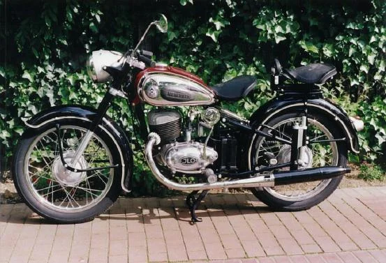 1953 Hercules 317