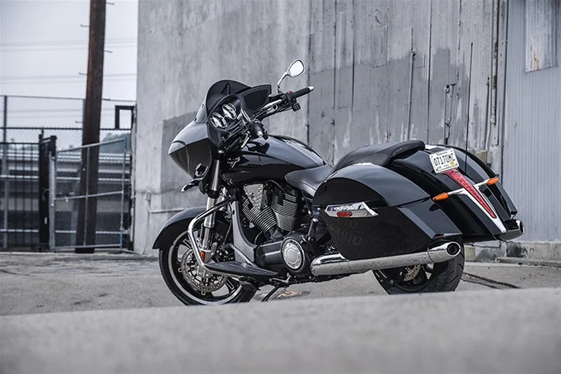 2017 Victory RR