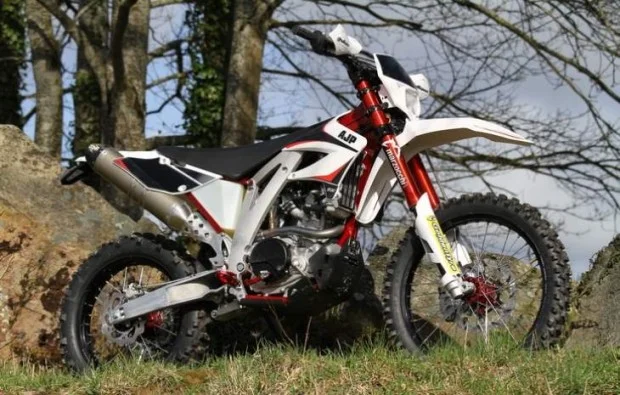 2015 AJP PR5 250 Extrem
