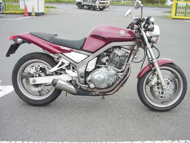 1990 Yamaha SRX 6