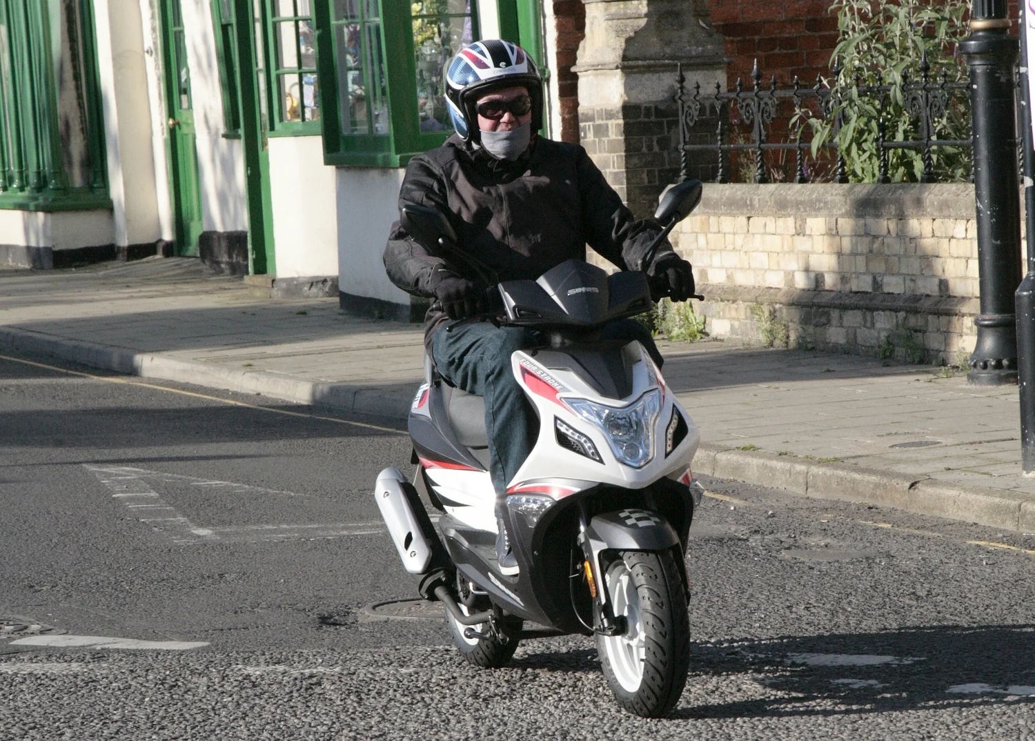 2016 Sinnis Harrier