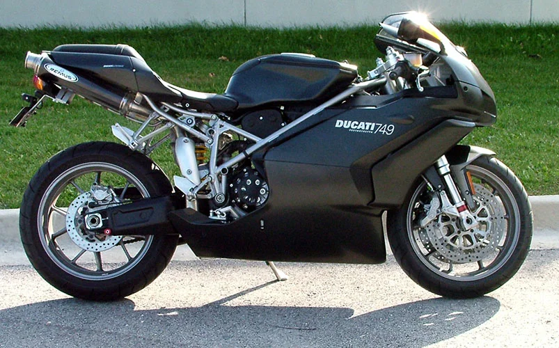 2006 Ducati 749 Dark