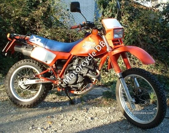 1985 Suzuki GNX 250 E