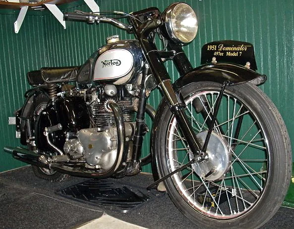 1951 Norton Dominator Model 7