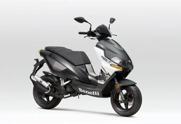 2011 Benelli 49X Quattro Nove X On Road