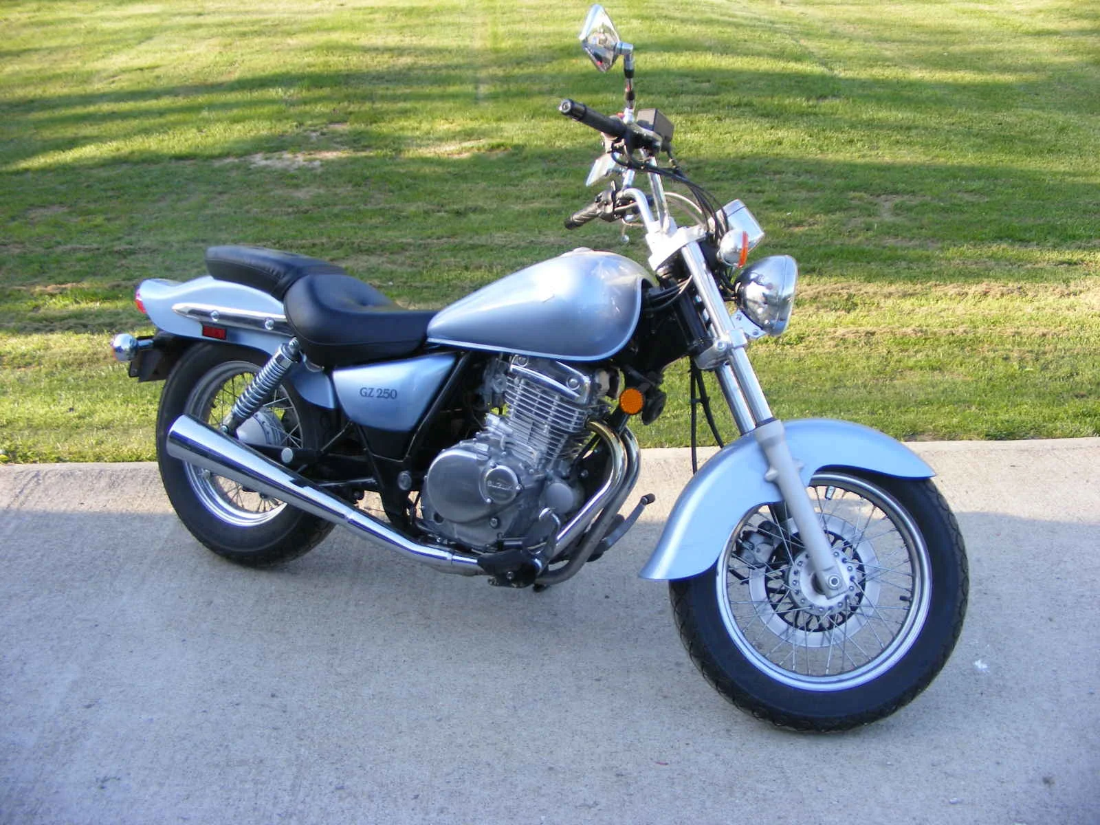 2006 Suzuki GZ 250