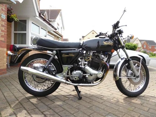 1973 Norton Commando 750 Roadster