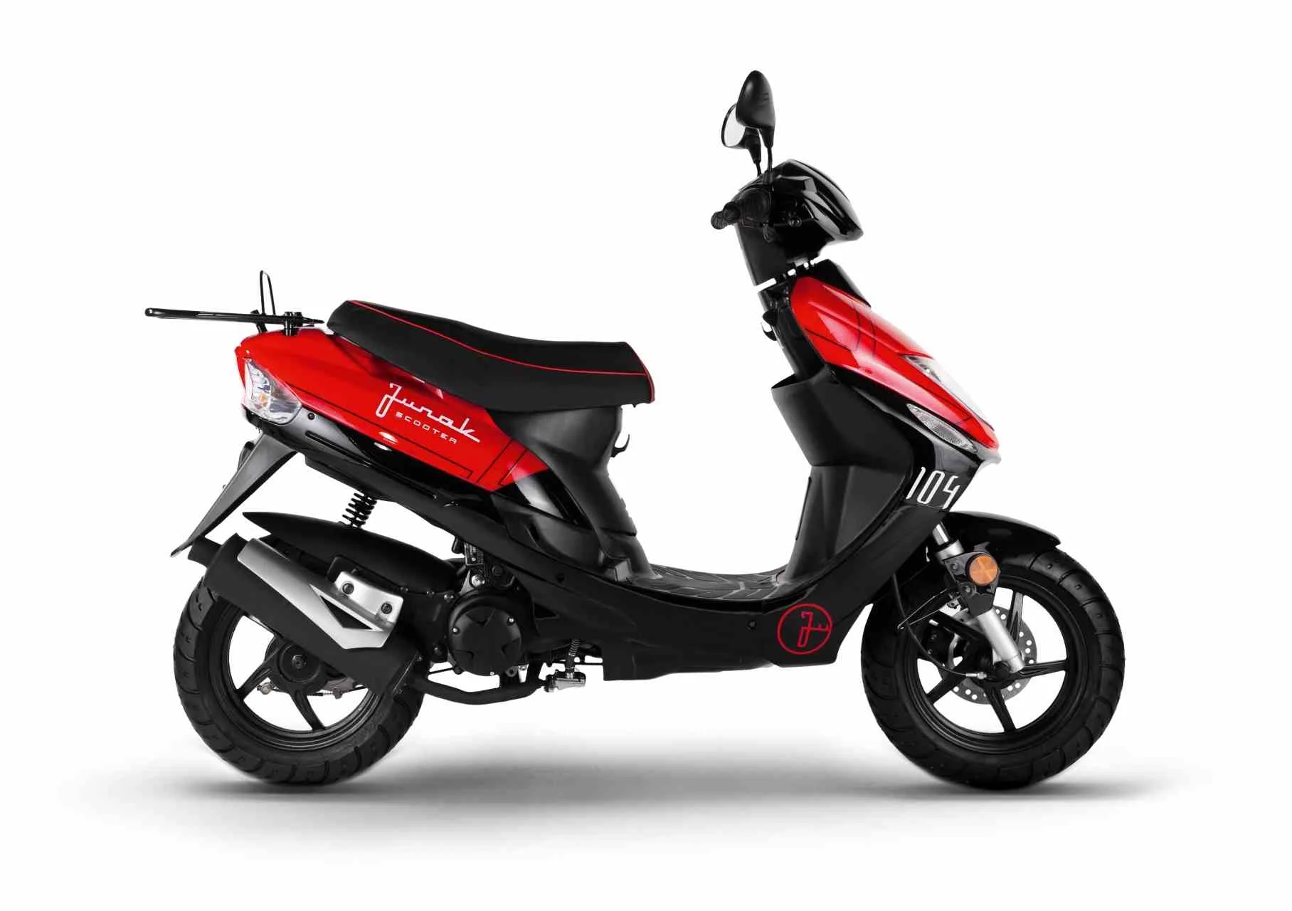 2020 Junak 104