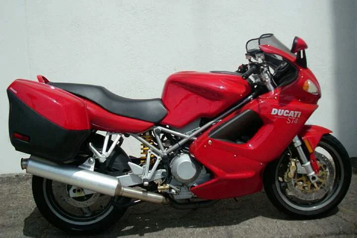 2000 Ducati ST4