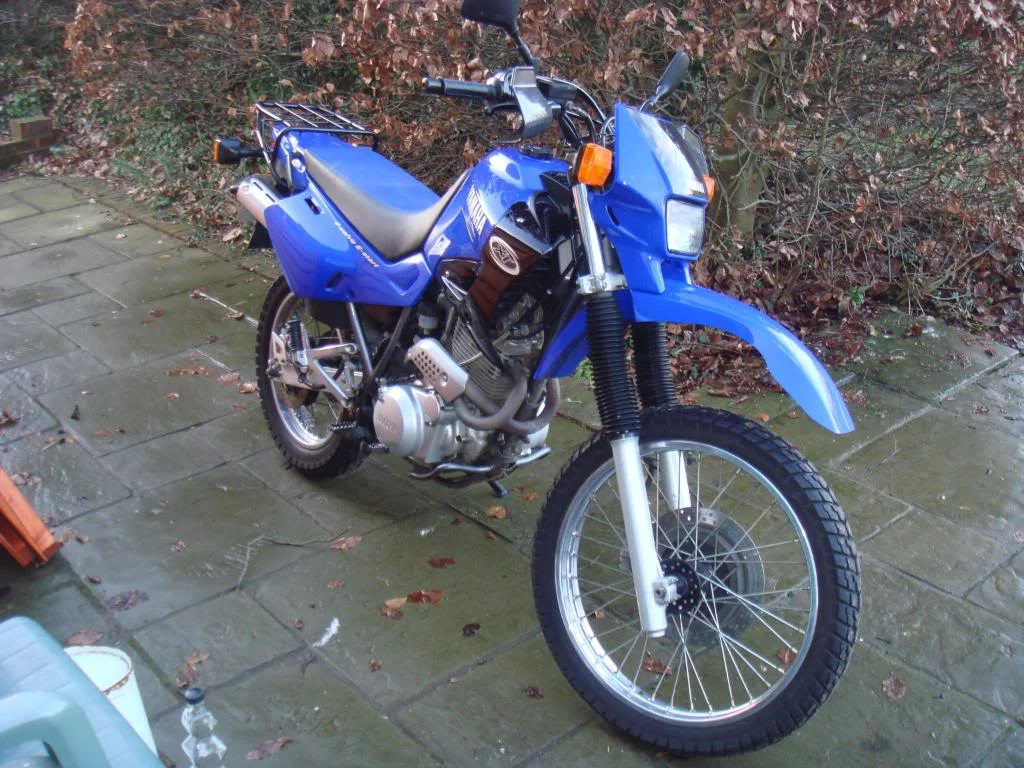 2002 Yamaha XT 600 E