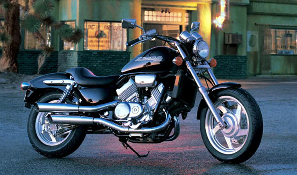 2002 Honda VF 750 C Magna