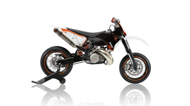 2011 KTM 690 SMC