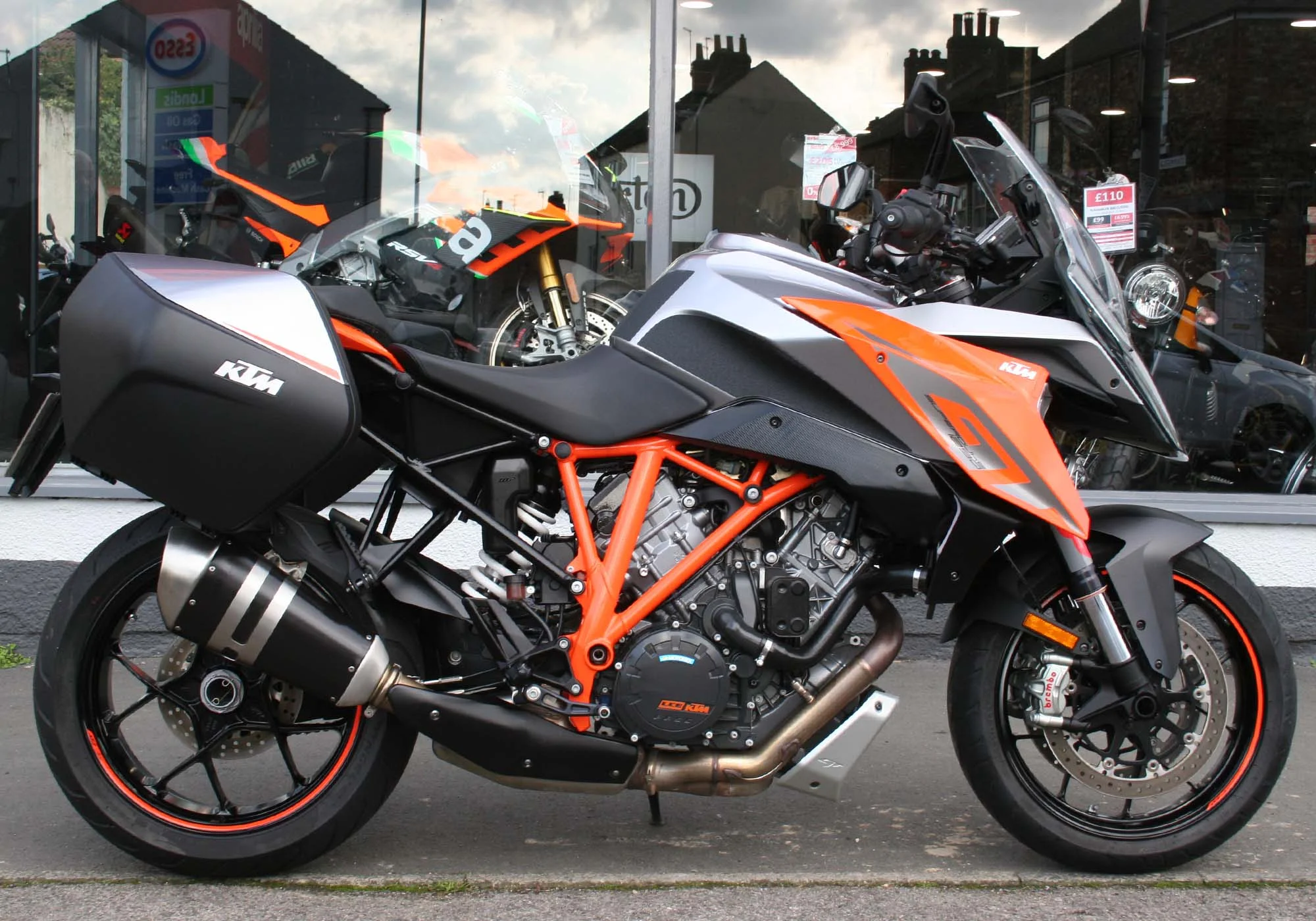 2016 KTM 1290 Super Duke GT