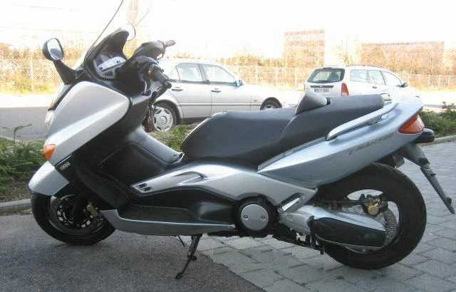 2001 Yamaha T-Max 500