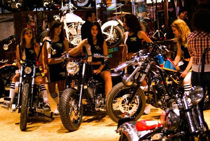 2012 Headbanger Roll Me Away