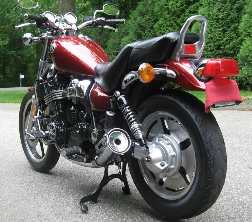 1985 Yamaha XJ700XN