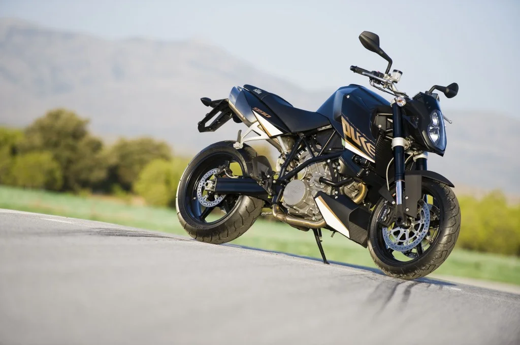 2005 KTM 990 Super Duke Black