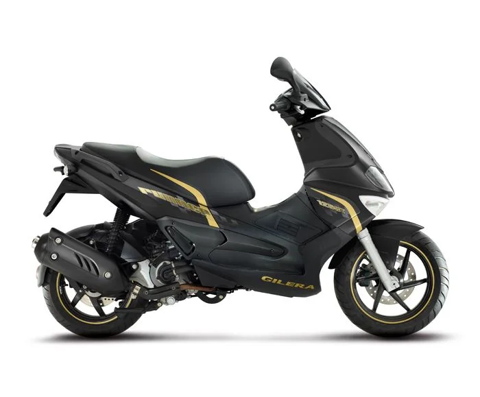 2016 Gilera Runner 125 Black Soul
