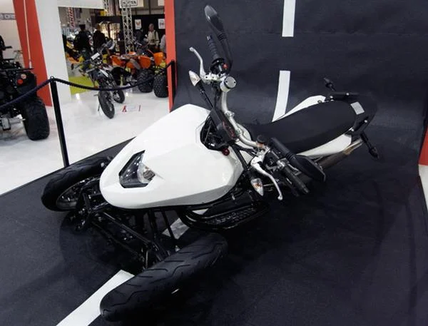 2010 Brudeli 654L