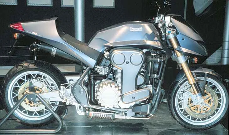 2001 Münch Mammut 2000
