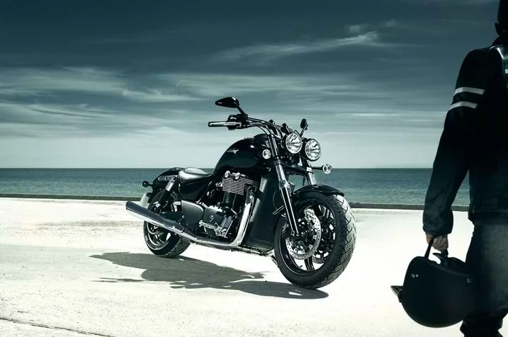 2013 Triumph Thunderbird Storm