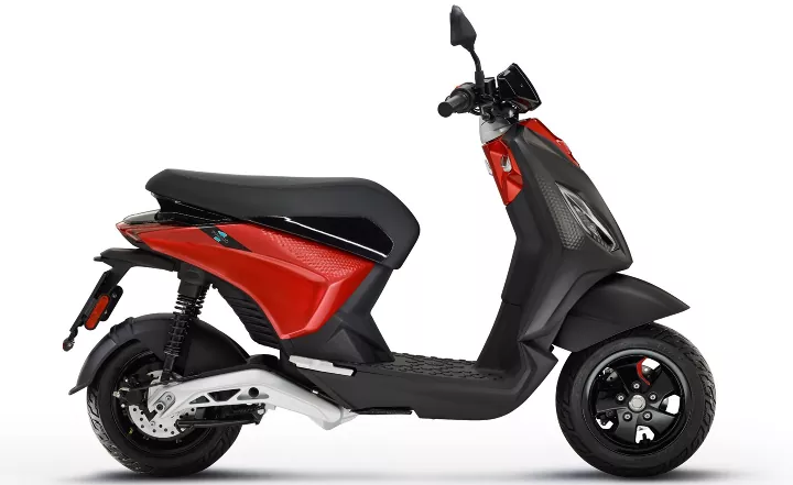 2023 Piaggio 1