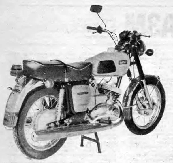 1984 IZH Jupiter 4