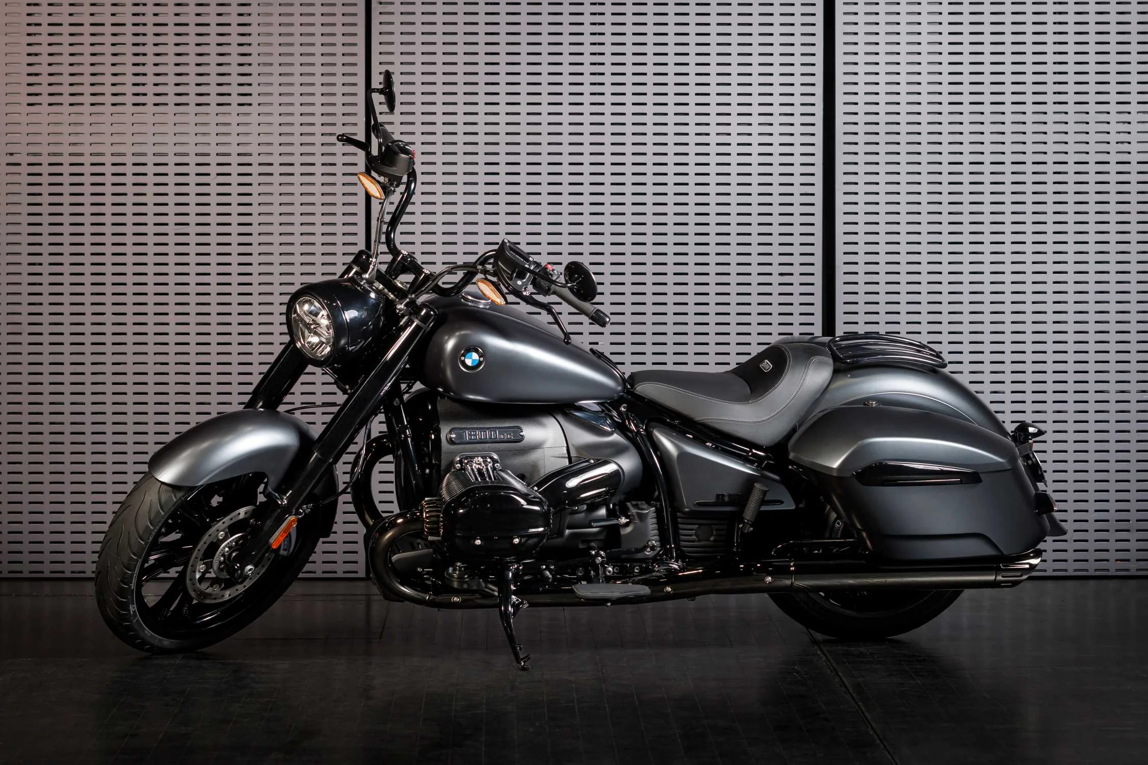 2024 BMW R18 Roctane