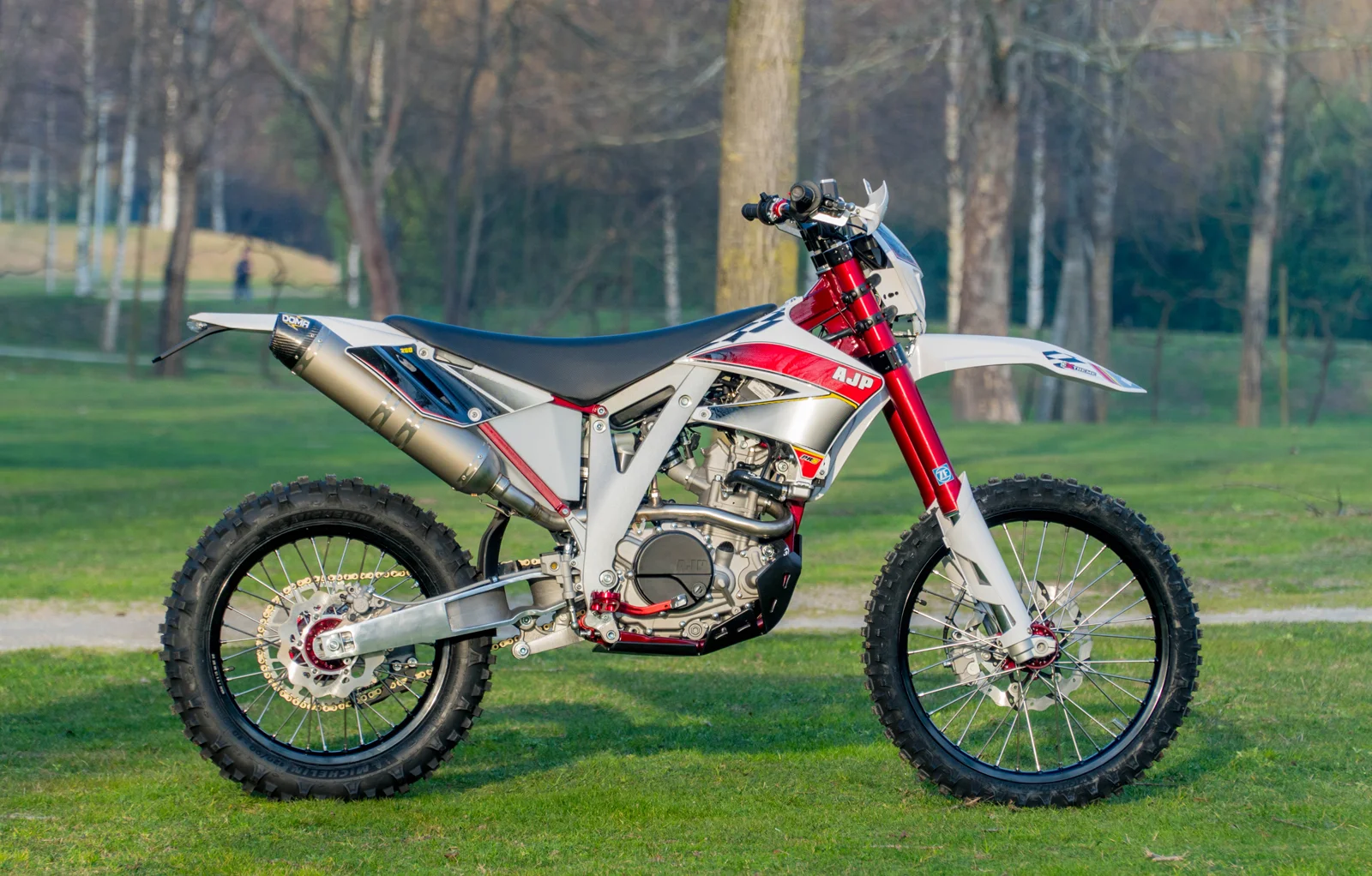 2018 AJP PR5 Extreme 250
