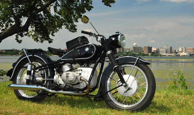 1956 BMW R67 3