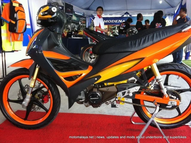 2011 Modenas CT100