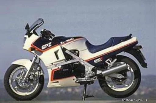 1990 Kawasaki GPX 600 R (reduced effect #2)