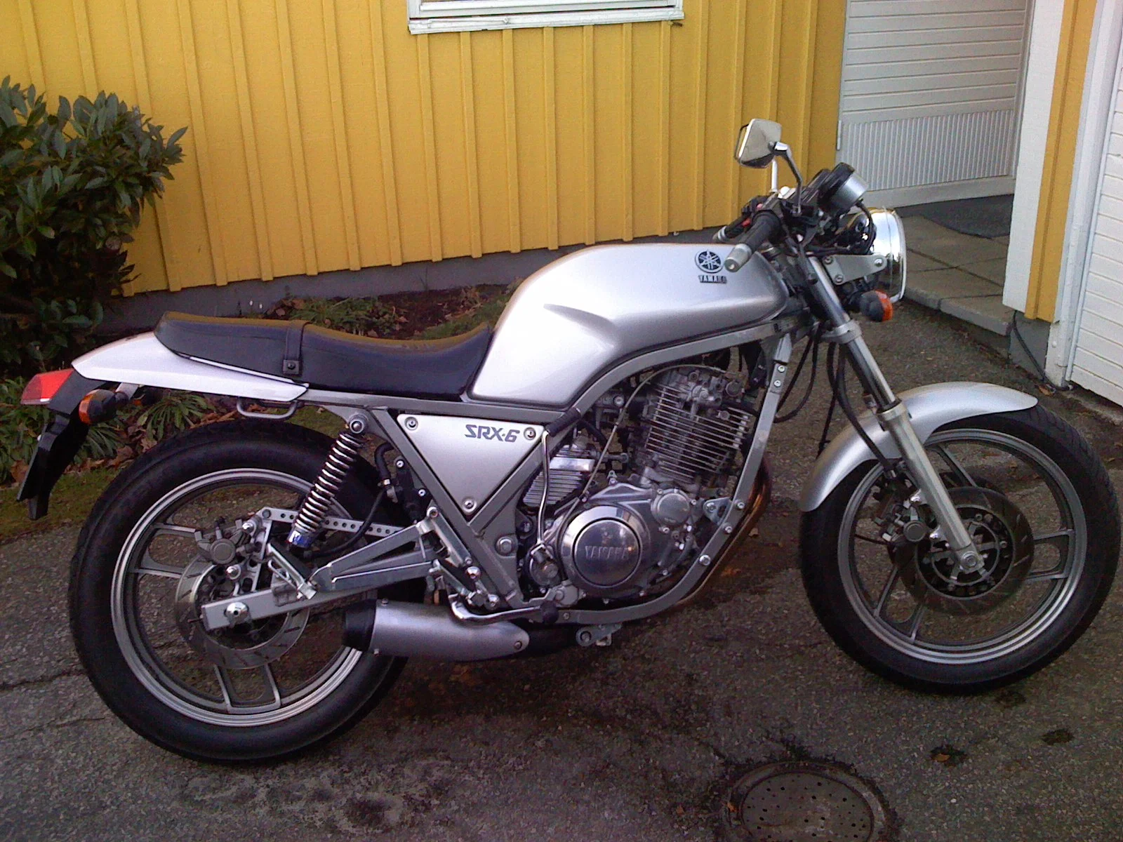 1989 Yamaha SRX 6