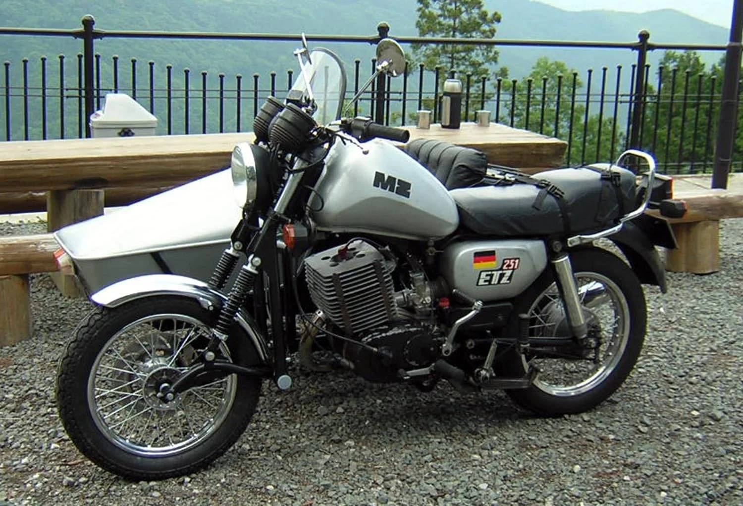 1987 MuZ ETZ 250 (with sidecar)