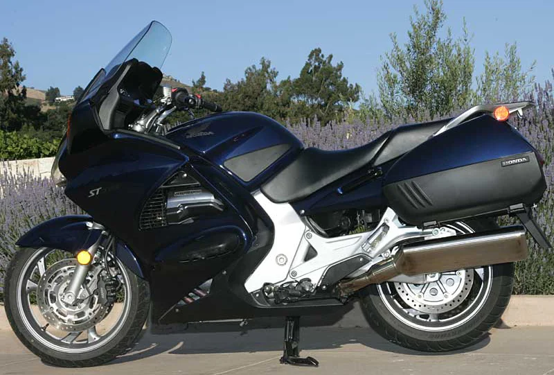 2004 Honda ST 1300