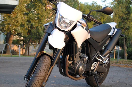 2006 Yamaha XT 660 R Supermotard