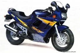 1991 Suzuki GSX 600 F (reduced effect #2)