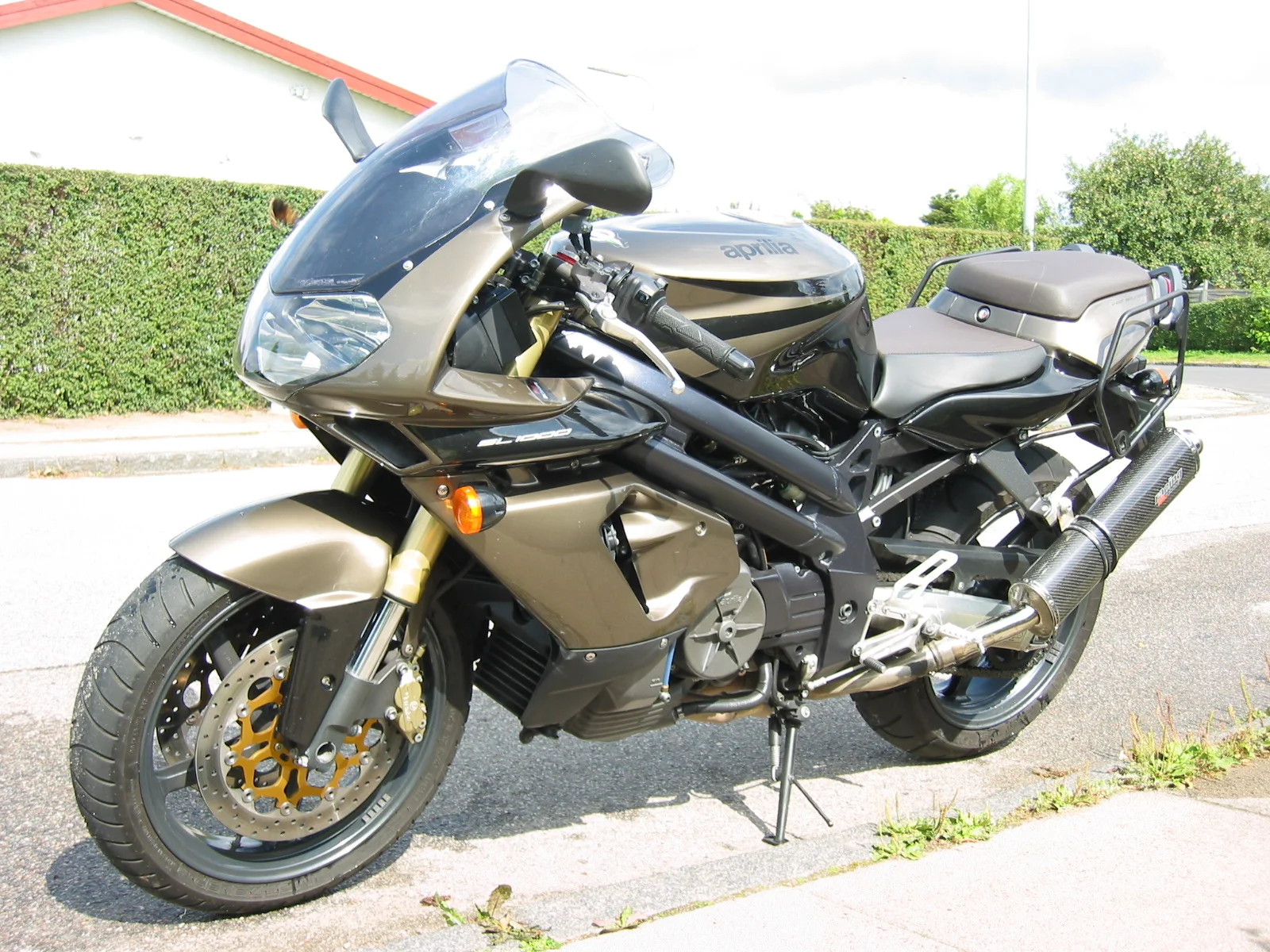 2005 Aprilia SL 1000 Falco