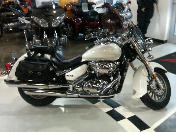 2006 Suzuki Boulevard C50C