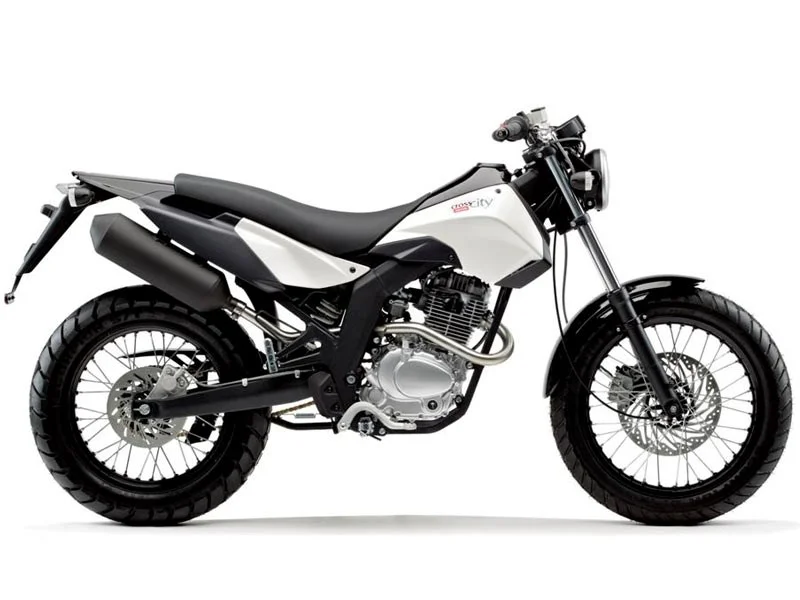 2015 Derbi Cross City 125