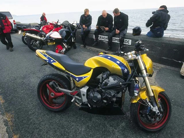 1999 Honda Hornet