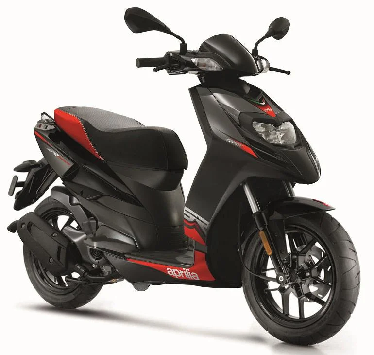 2019 Aprilia SR Motard 125