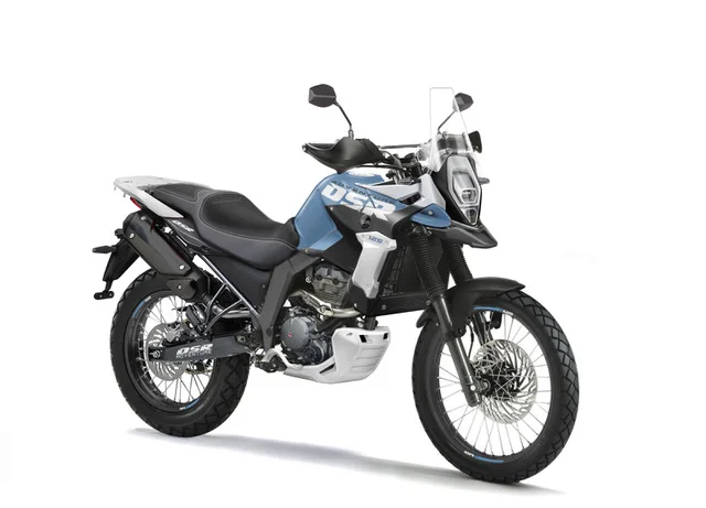 2022 UM DSR Aventure