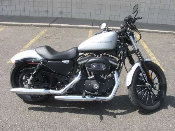 2010 Harley-Davidson Sportster XL 883N Iron 883