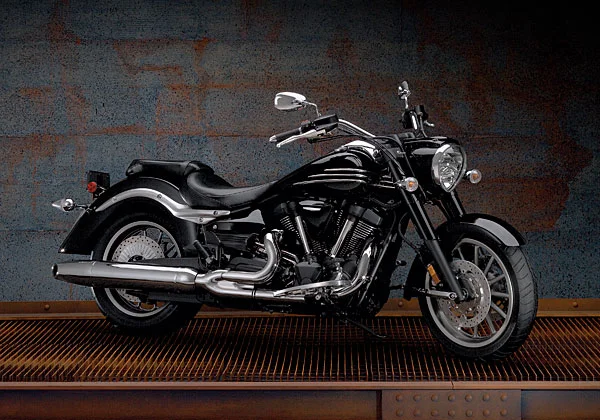 2011 Yamaha Roadliner Midnight