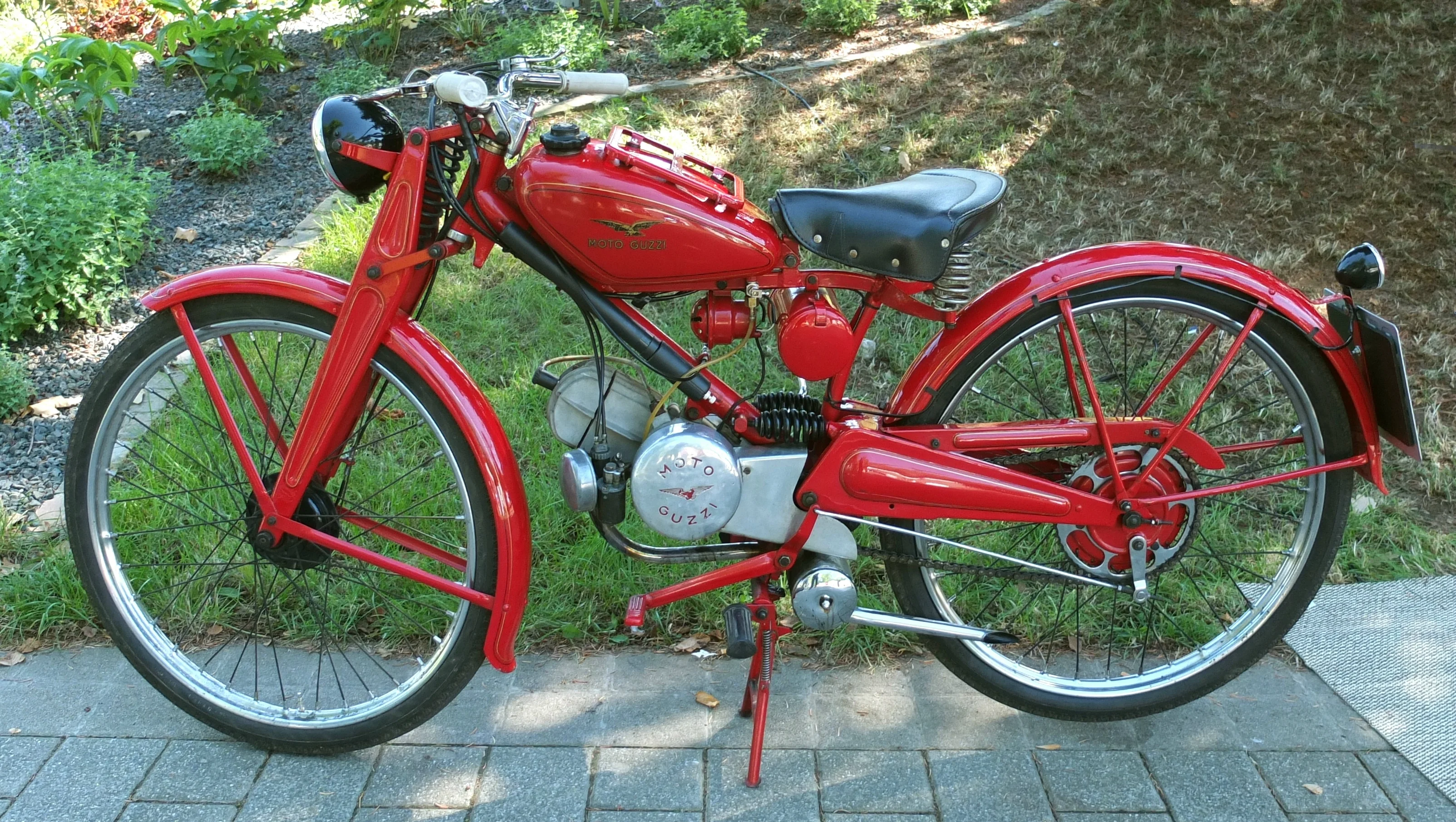 1957 Moto Guzzi Cardellino 73