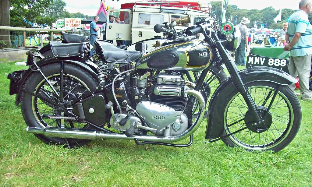 1947 Ariel 4G Square Four 1000