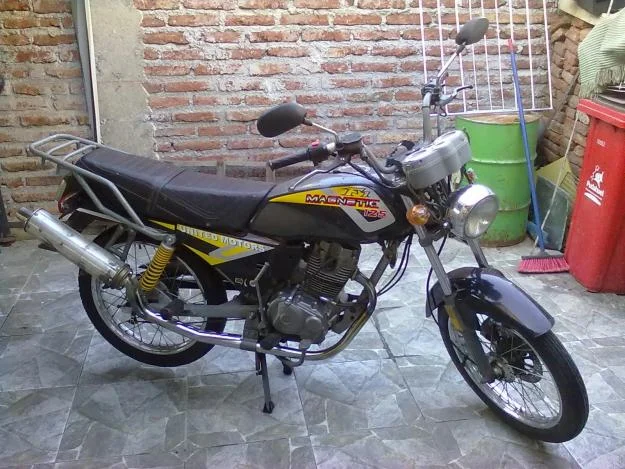 2006 UM Magnetic 125